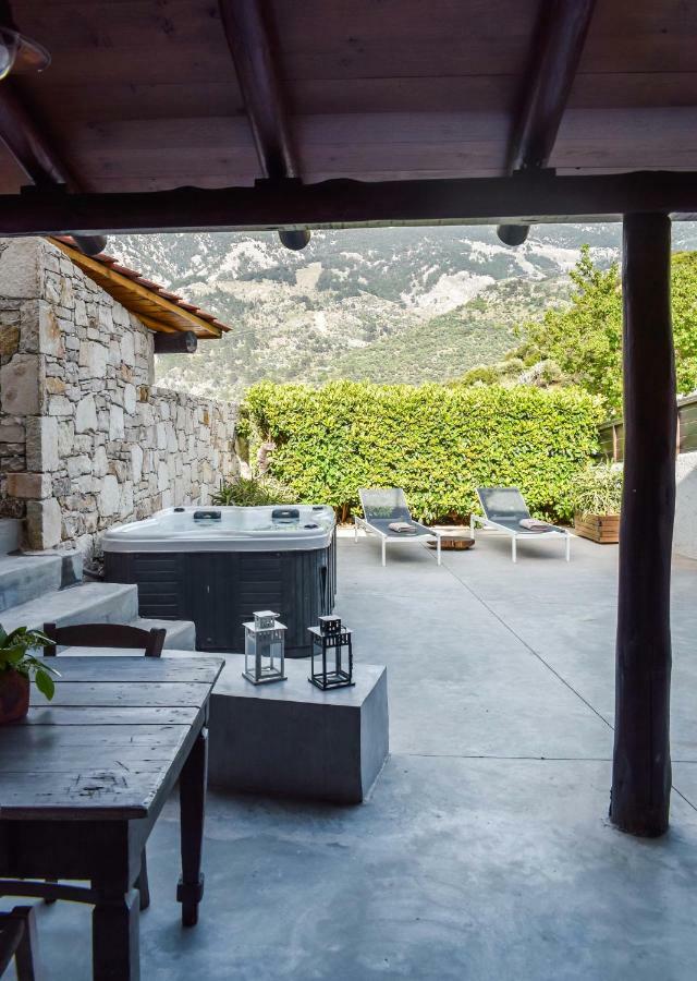 Monastery Estate Guesthouse 수지아 외부 사진