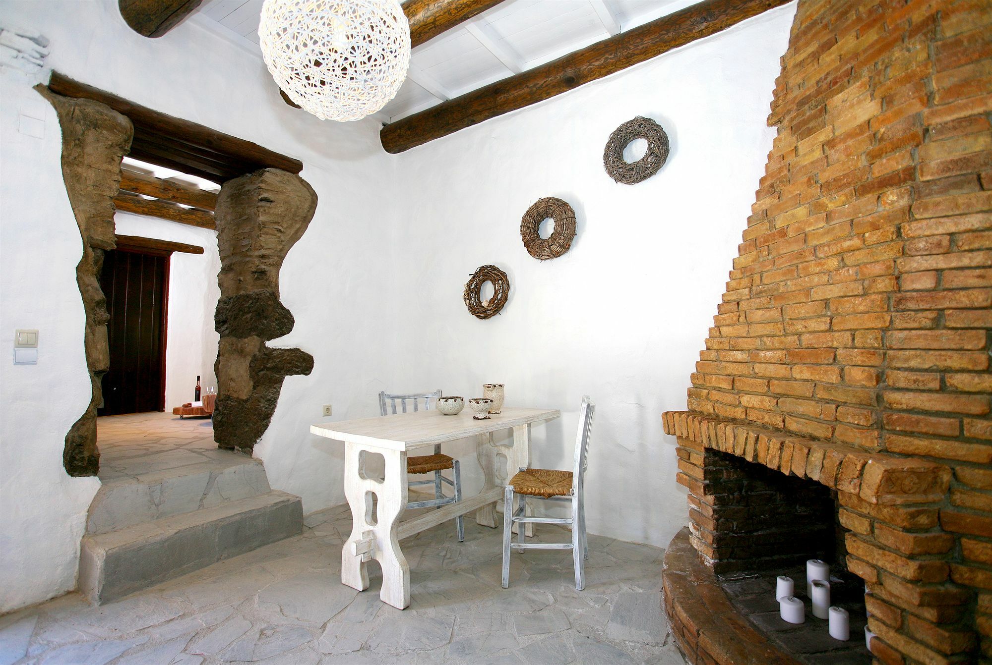 Monastery Estate Guesthouse 수지아 외부 사진