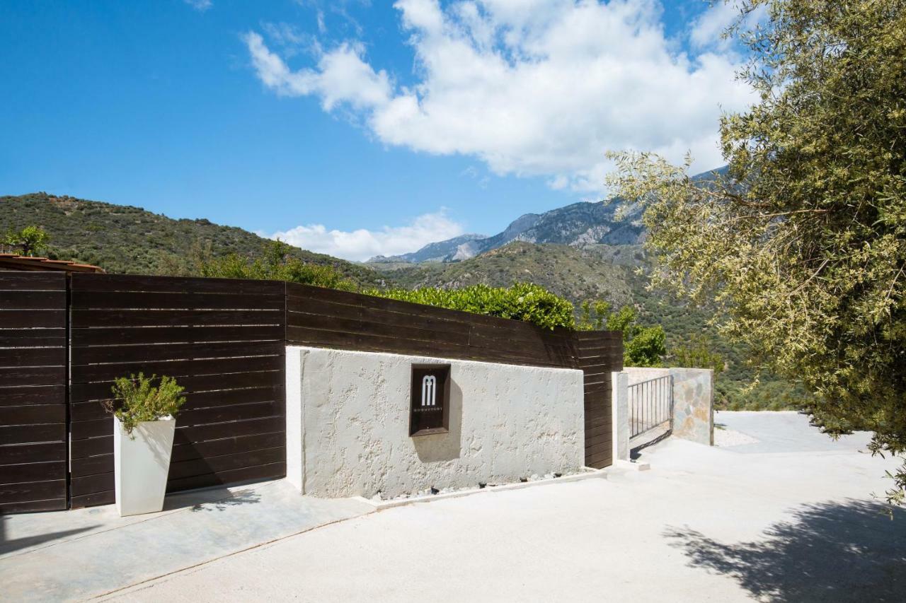 Monastery Estate Guesthouse 수지아 외부 사진